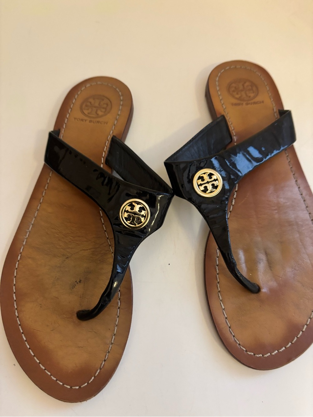 Tory Burch Black Patent Leather Thong Sandals with Gold Logo